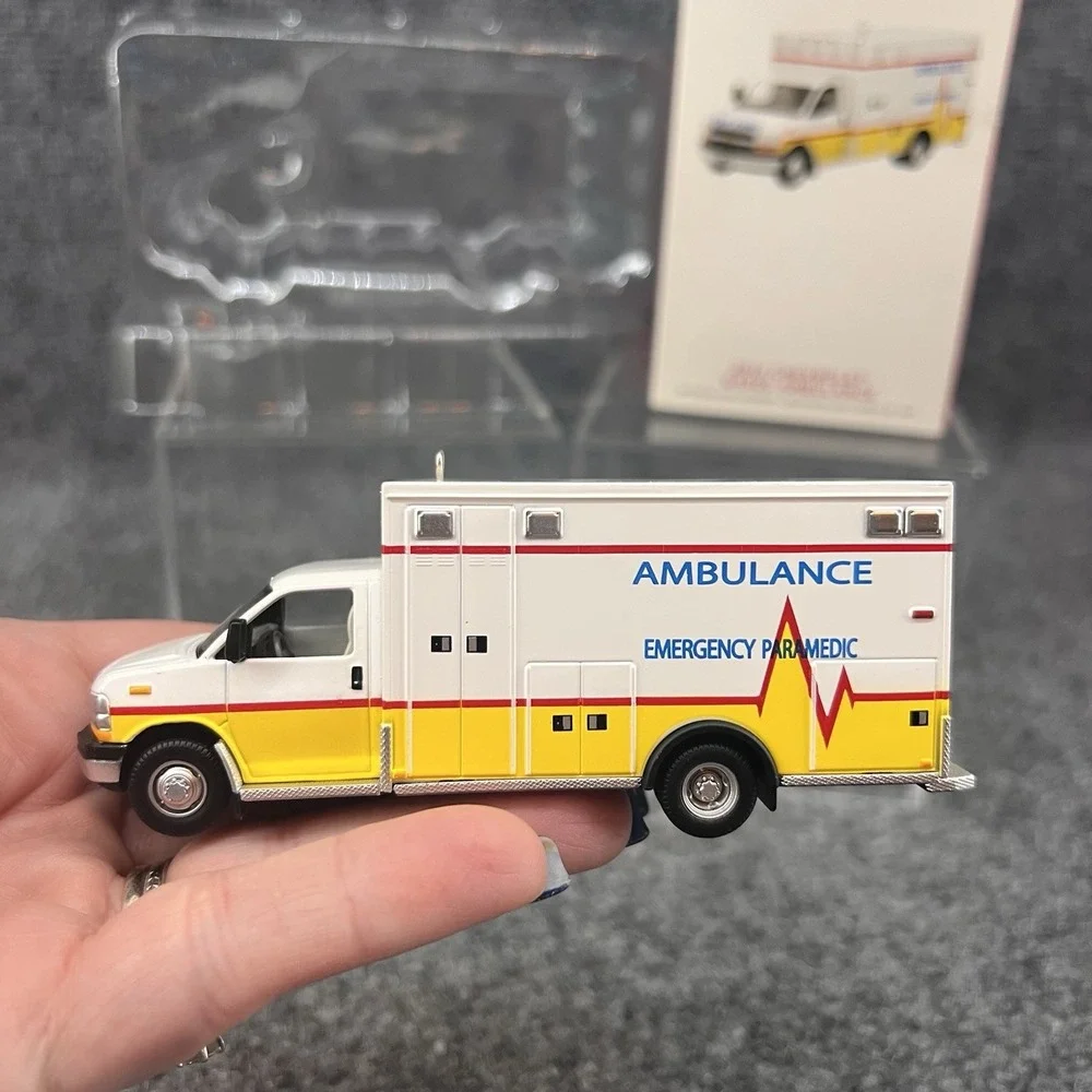 2019 Hallmark 2012 Chevrolet G4500 Ambulance EMS Paramedic Keepsake Ornament New